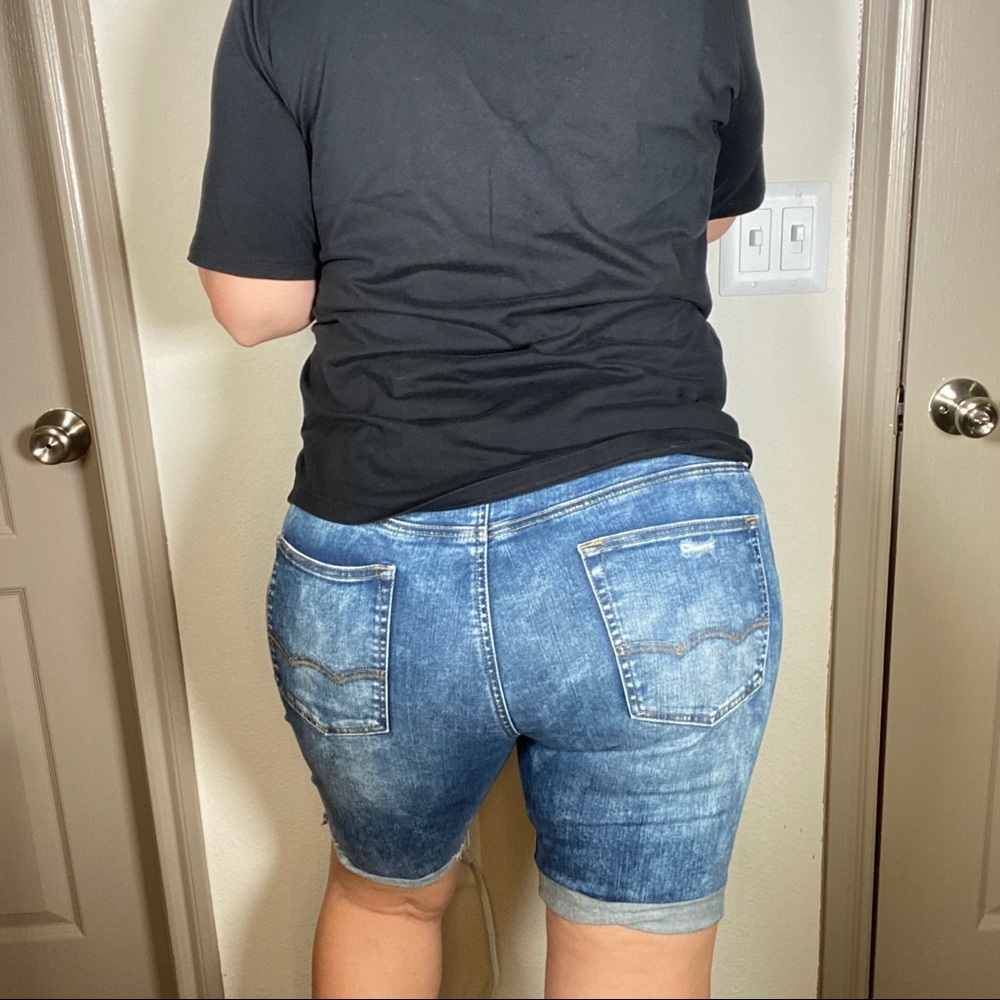 34W men’s denim American Eagle cutoff shorts